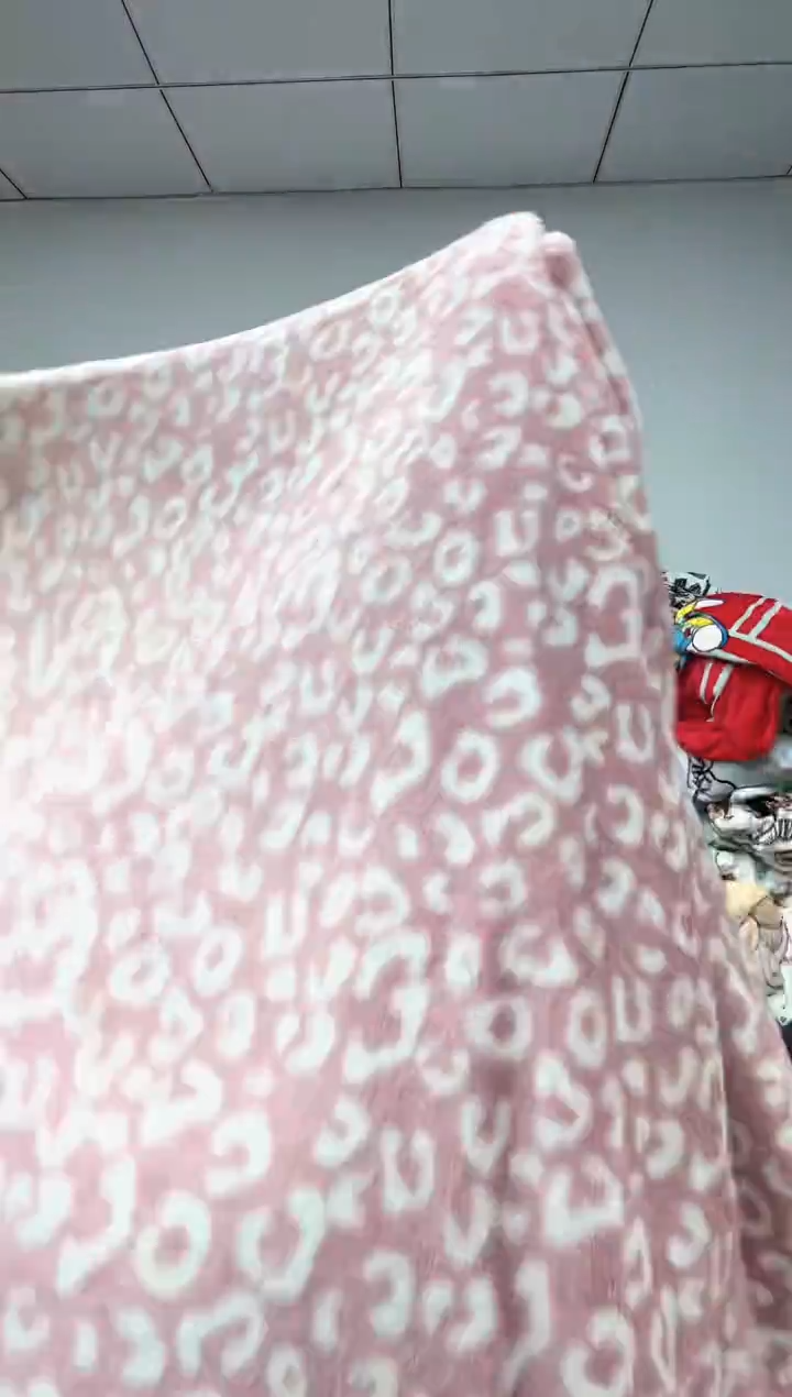 法兰绒3x1.8材质面料尺寸以主播介绍为准