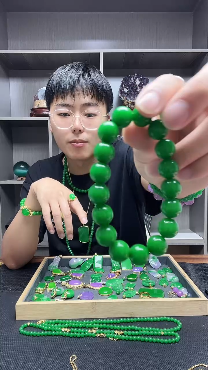 未镶嵌手链翡翠手链