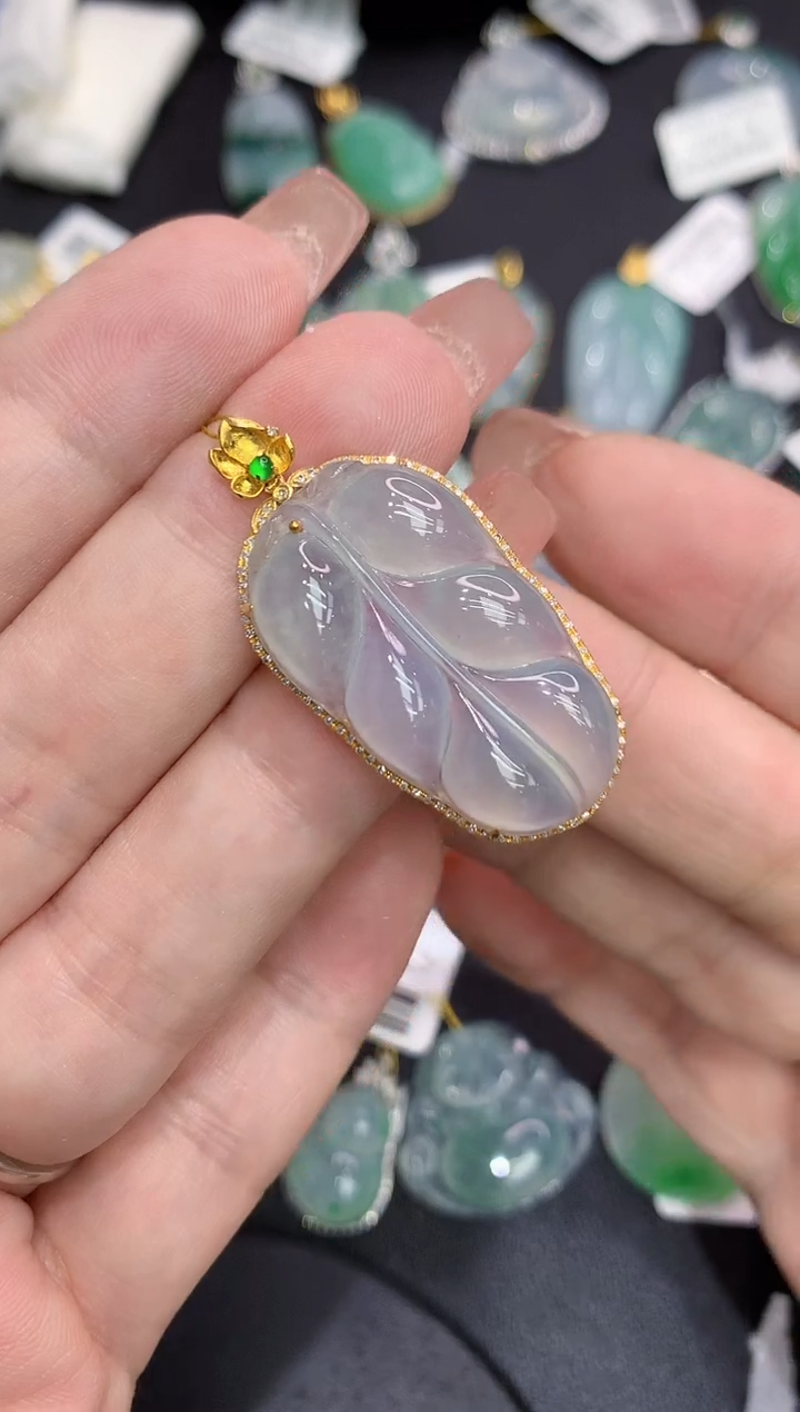 吊坠(不含链)18K金镶嵌翡翠111