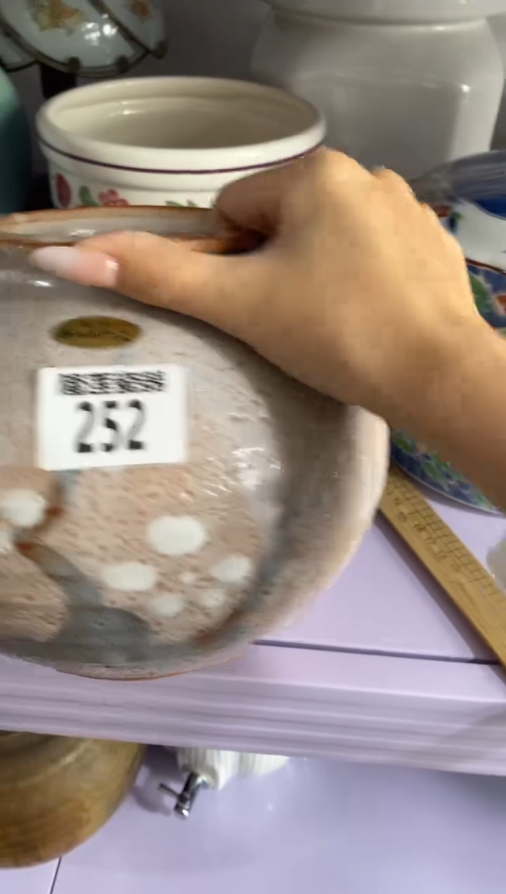 瓷片y****n隆莲全球选好物精选