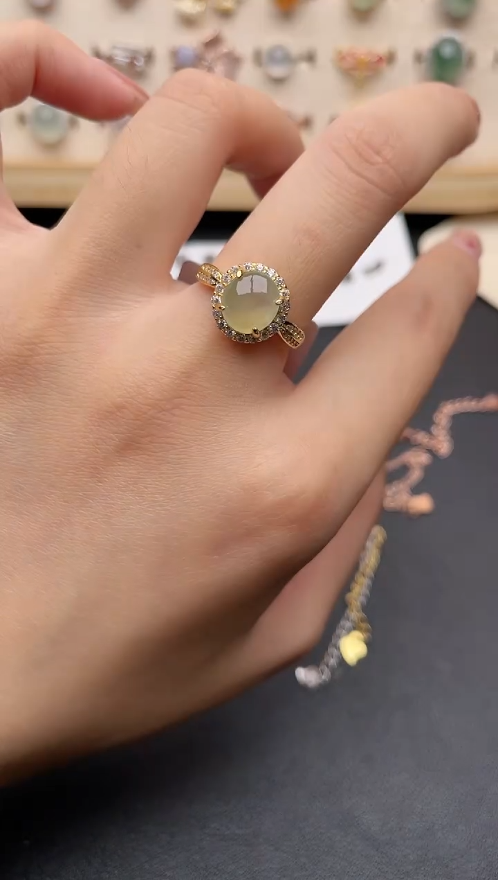 【闪购商品】翡翠戒指银S925镶嵌一物一证一礼盒