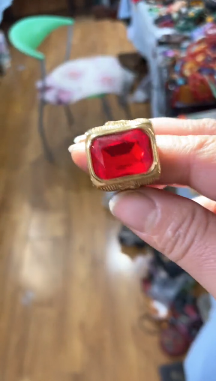【闪购商品】摆件宫廷影视老旧工艺摆件