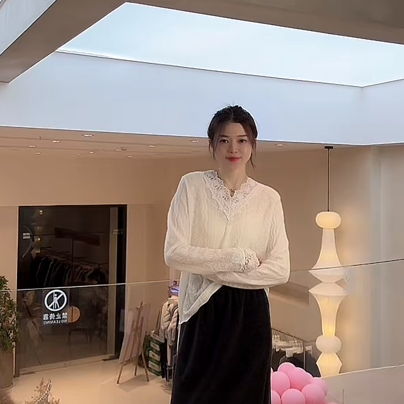 【ZMMY严选私服】秋冬款法式高级感蕾丝拼接V领打底衫K5102806