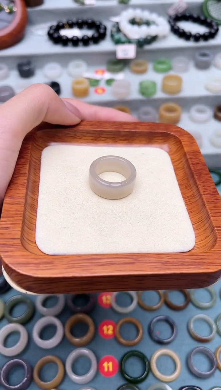 【闪购商品】和田玉戒指未镶嵌15号