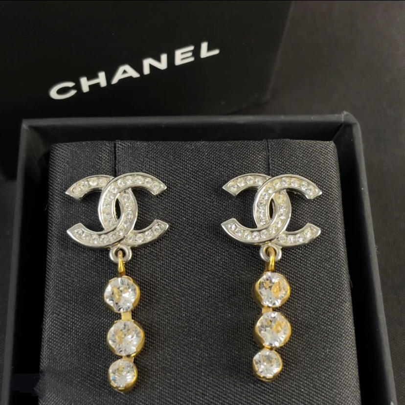 未使用 Chanel/香奈儿 满钻双C三钻流苏耳环/首饰