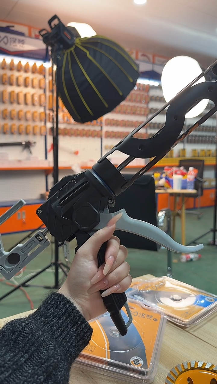 a直播玻璃胶枪黑色10寸8轴承