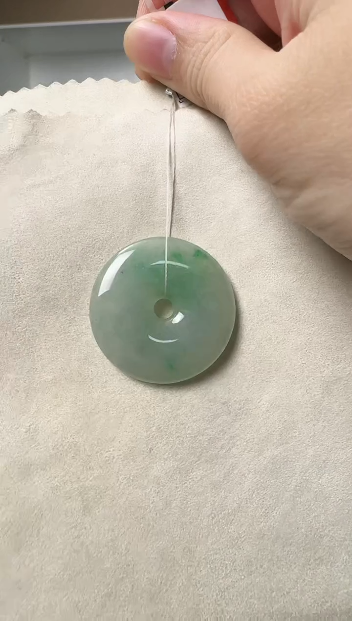 【闪购商品】翡翠颈饰未镶嵌翡翠颈饰