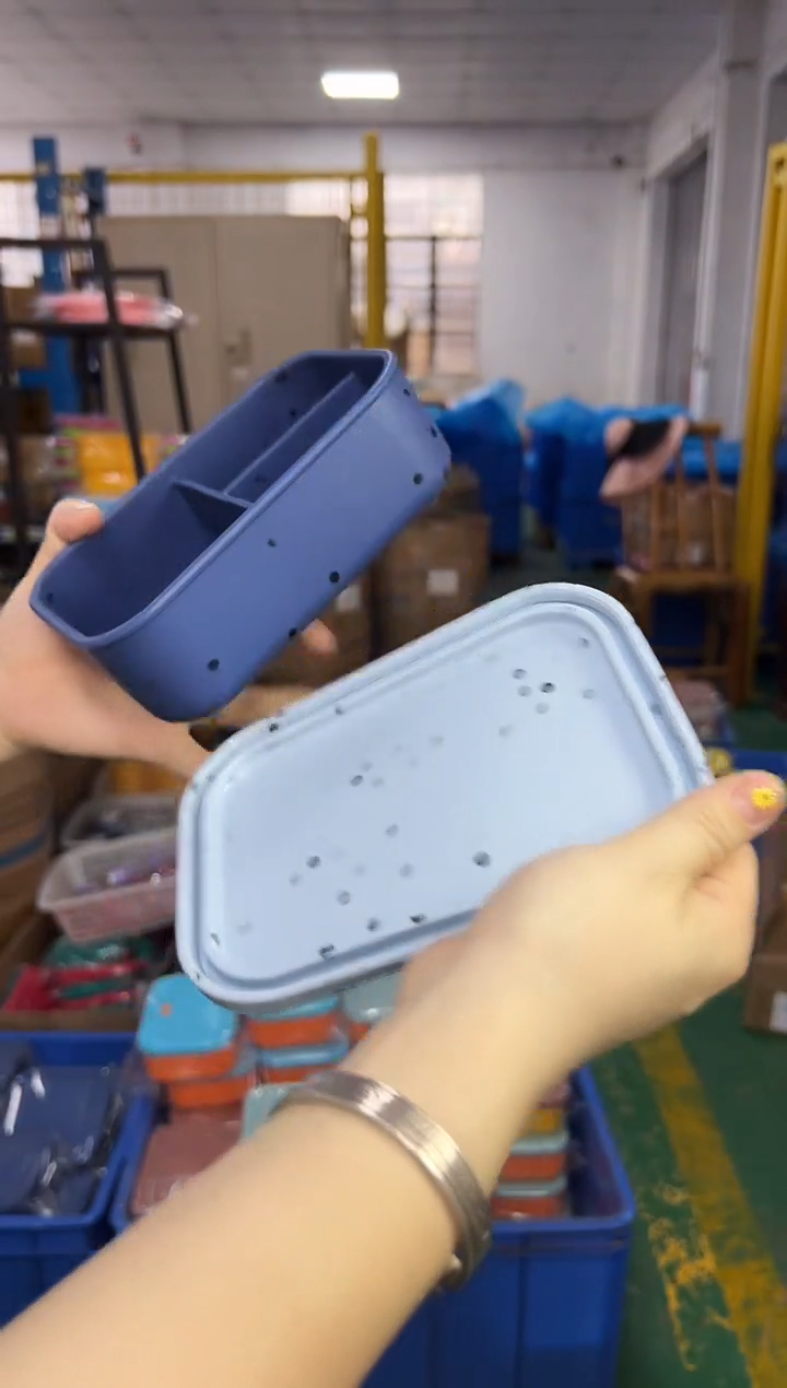 硅胶700ml 3格 蓝底浅蓝盖