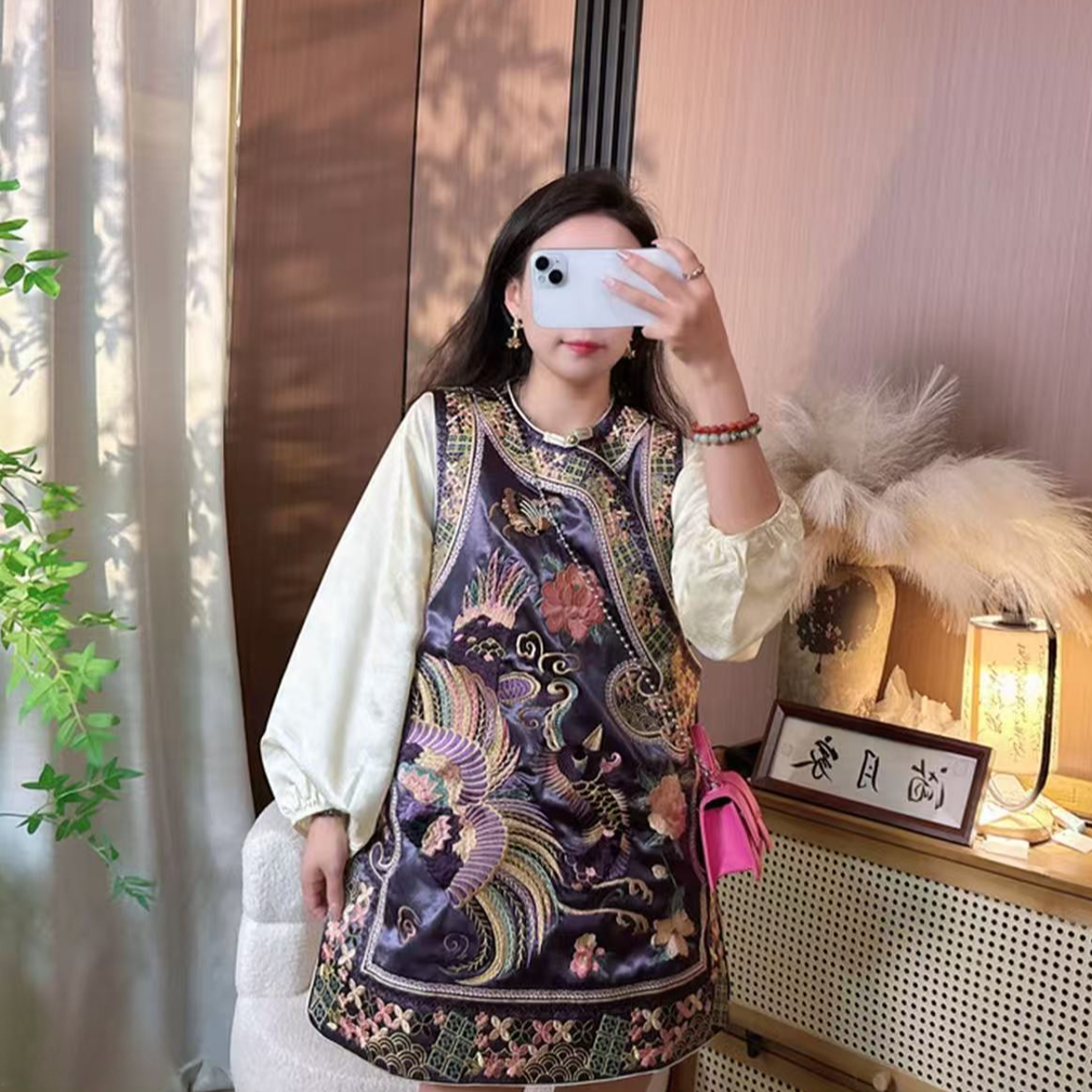 【七彩凤凰】高端新中式国风设计师款重工手推绣女士原版马甲0314