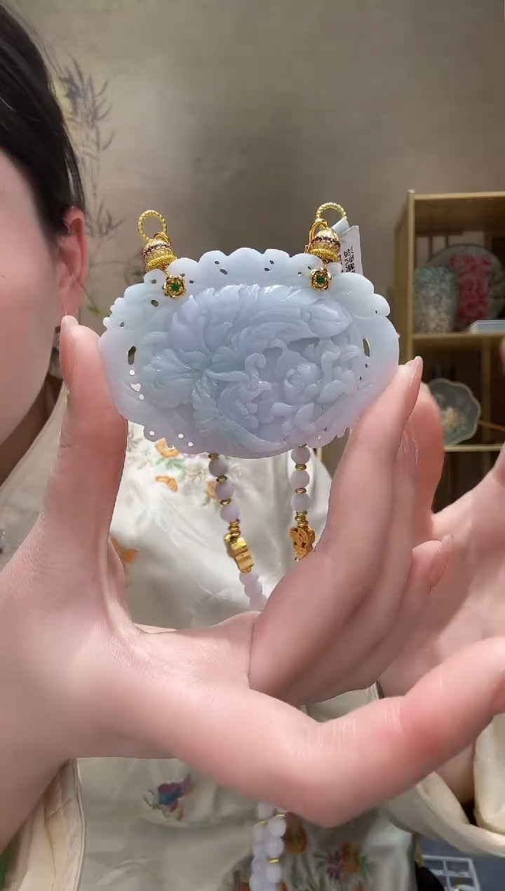 【闪购商品】翡翠颈饰未镶嵌吊坠