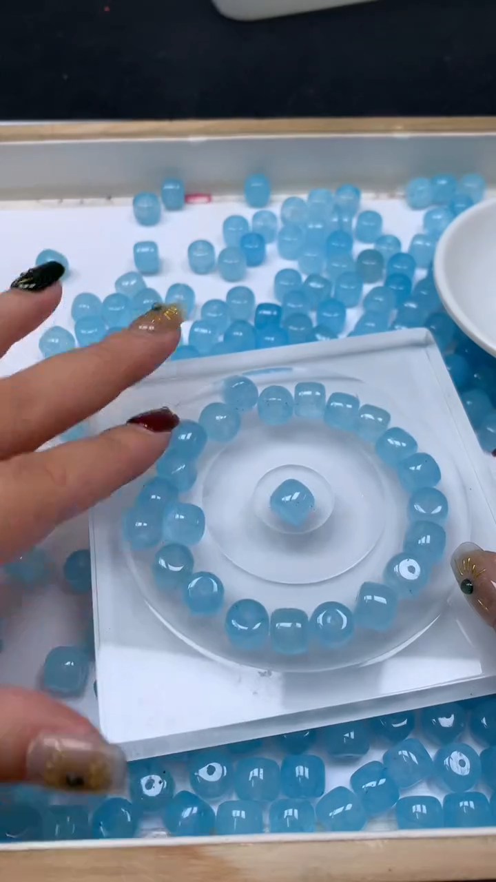 未镶嵌珠宝半成品水晶E209海蓝水晶老型9*10mm10个9.9元