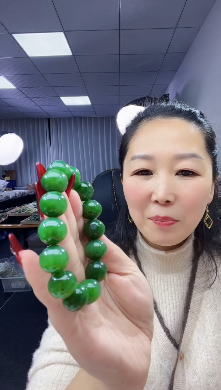 未镶嵌手链和田玉天然和田玉俄碧乌兰海夹层16