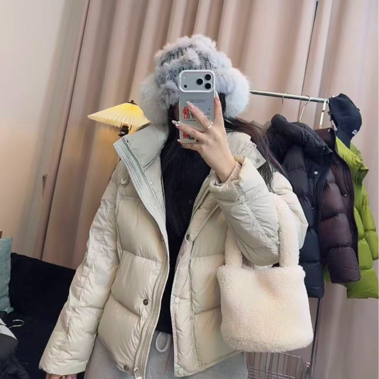 绒子含量90% 冬季时尚百搭短款连帽女装羽绒服外套033