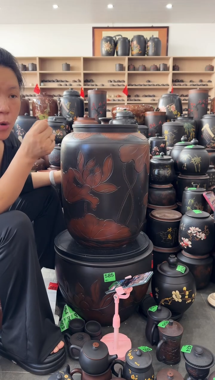 瑕疵 水缸  36升 荷花  