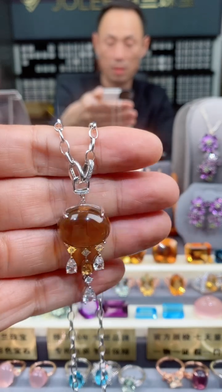 【闪购商品】黄晶吊坠银S925镶嵌黄晶吊坠