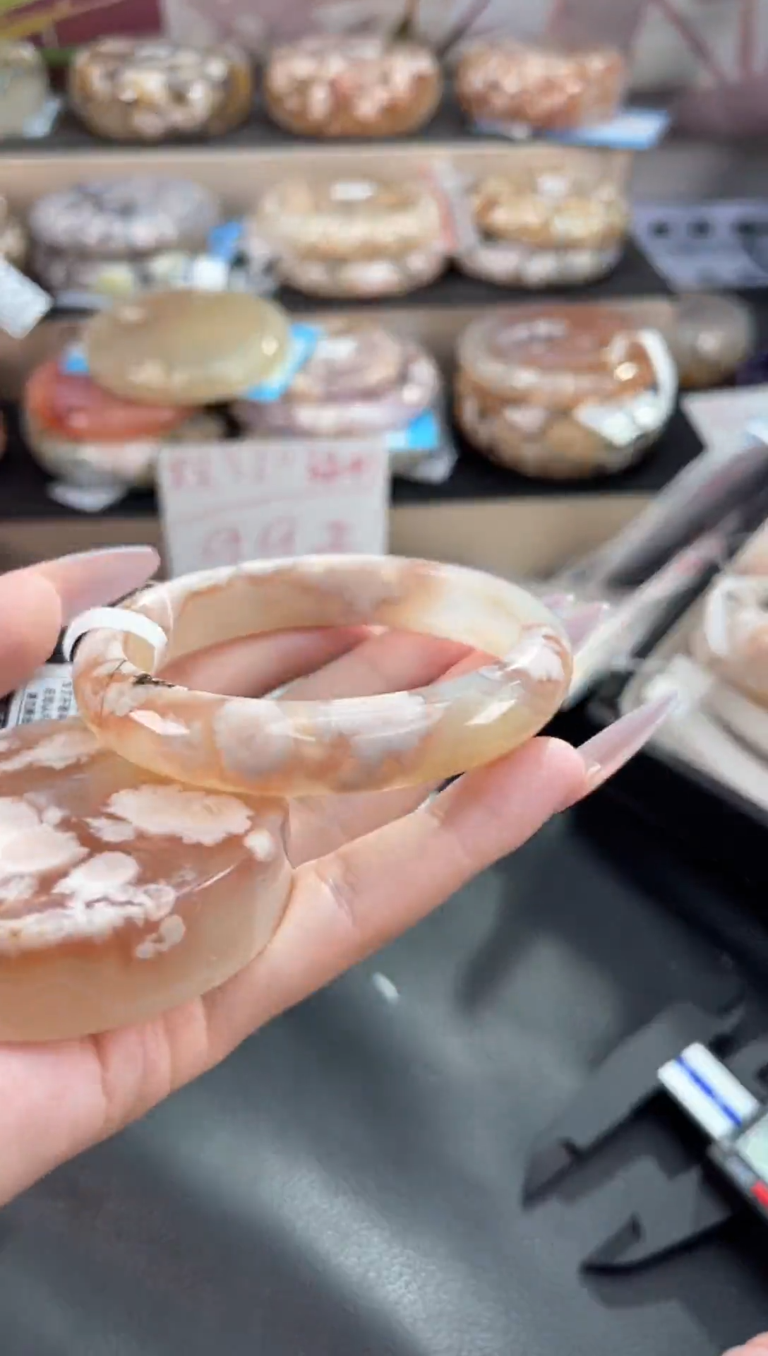 未镶嵌手镯石英质玉58