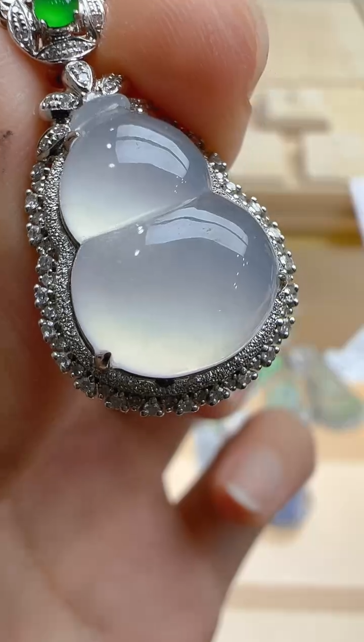 【闪购商品】翡翠吊坠(不含链)18K金镶嵌多样性团购发一件