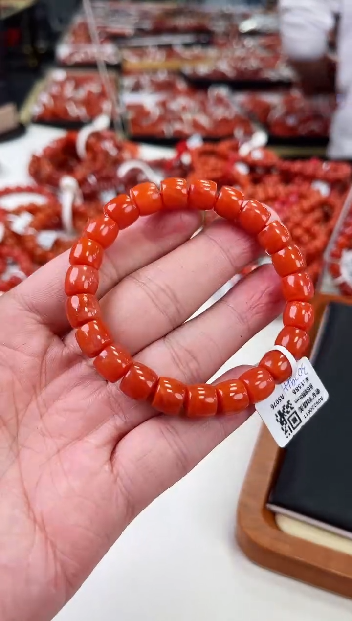 【闪购商品】南红玛瑙直切手串8+未镶嵌一个/条