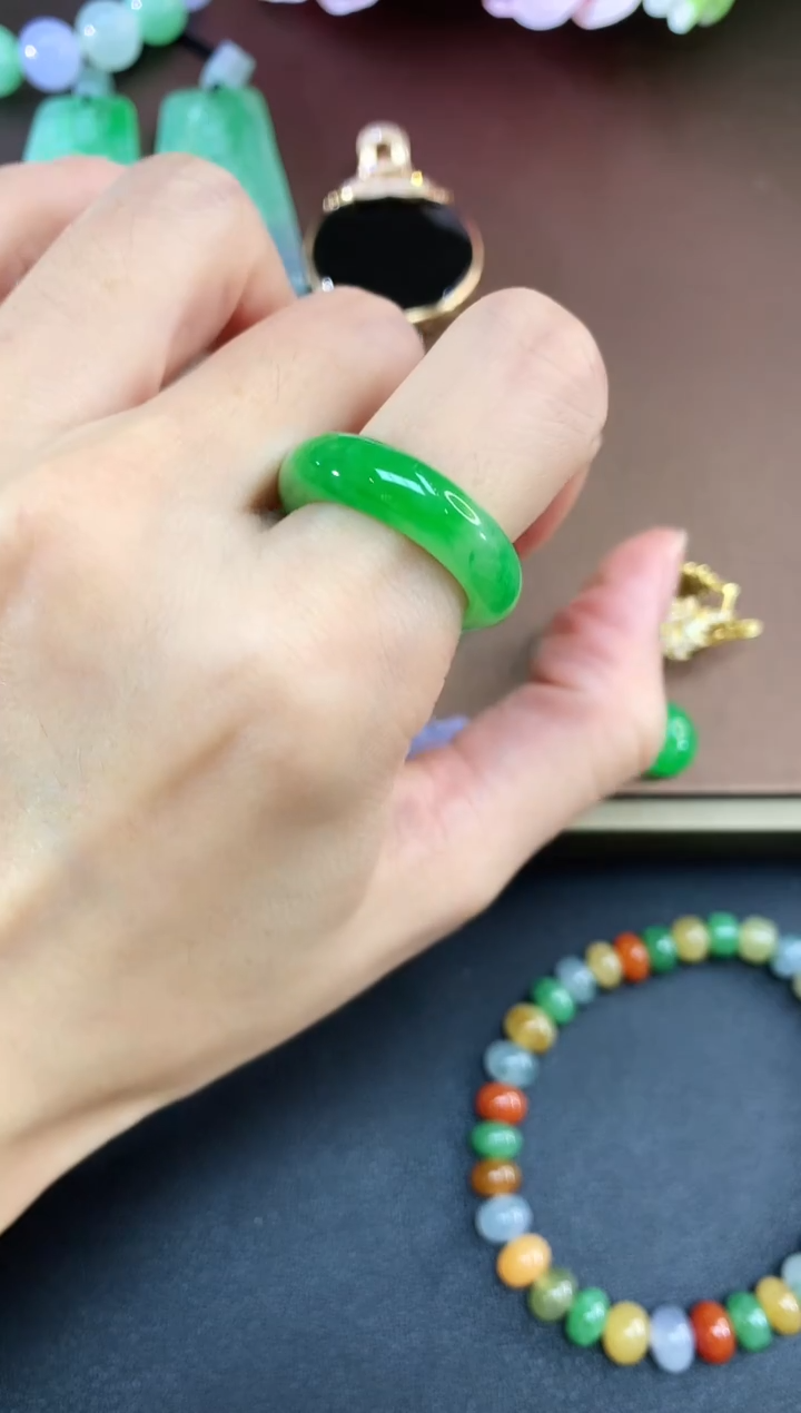 未镶嵌戒圈翡翠275|