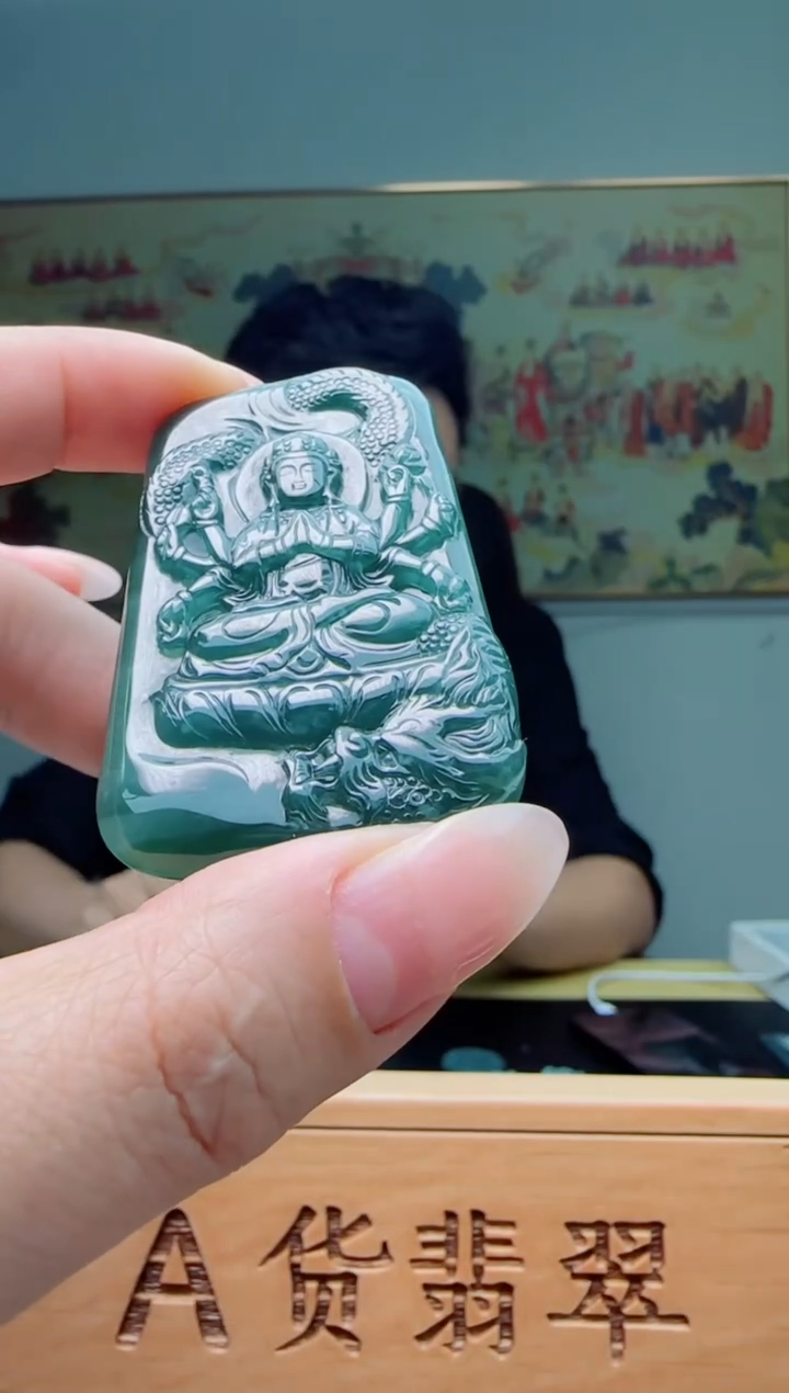 【闪购商品】翡翠颈饰未镶嵌111111111111