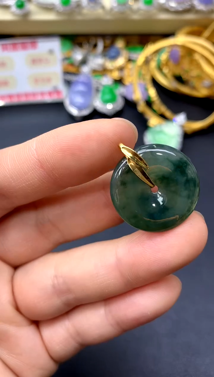 颈饰18K金镶嵌翡翠149-中国好珍宝