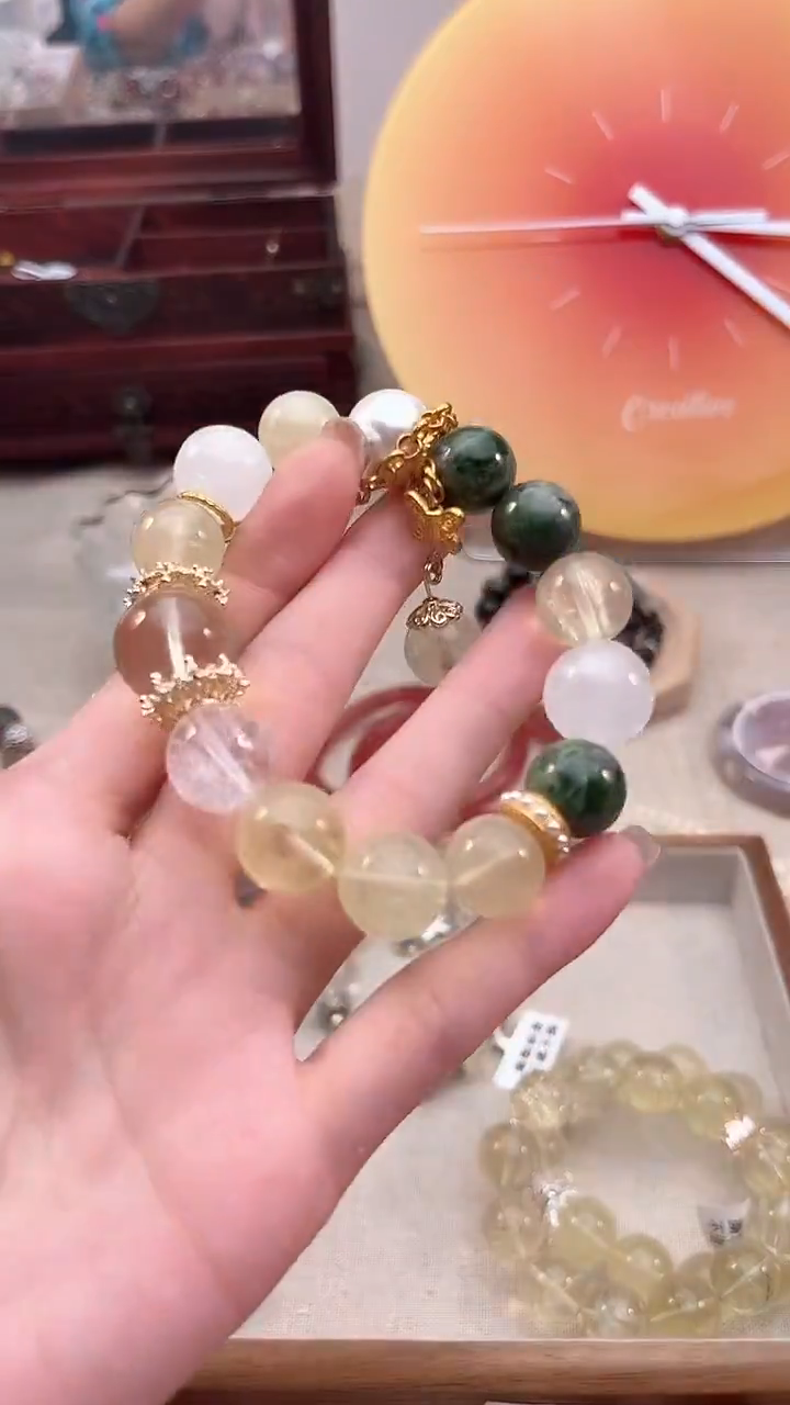 【闪购商品】水晶手链未镶嵌多样性发货发其一颜色微差