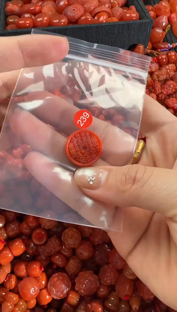 【闪购商品】南红玛瑙颈饰未镶嵌1