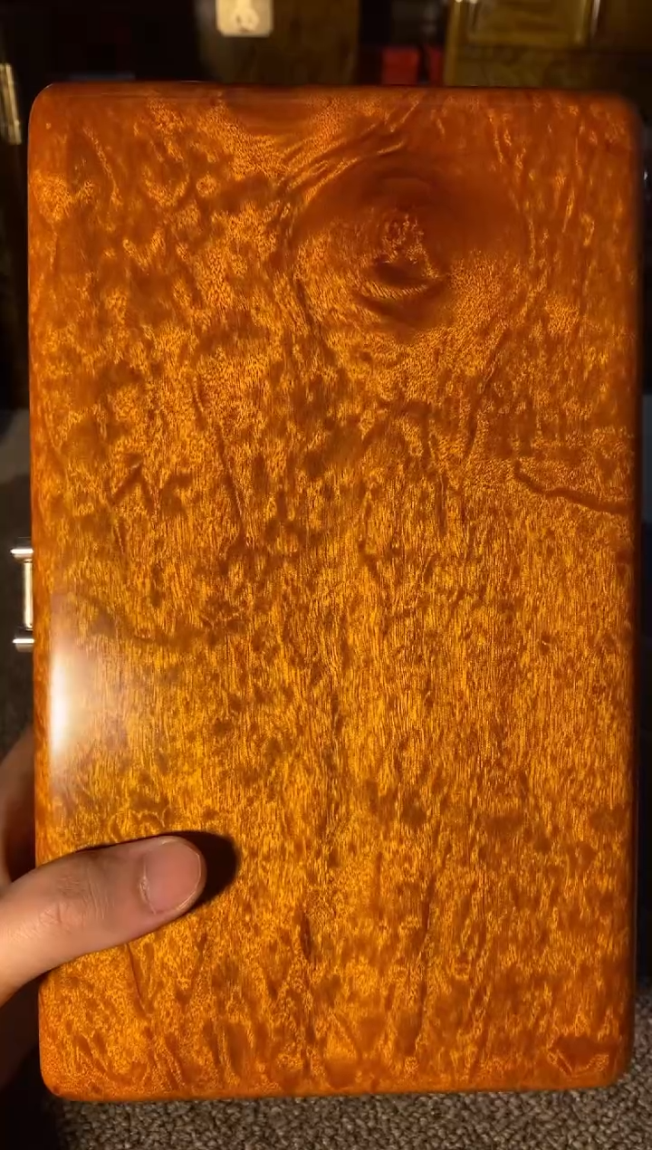 【闪购商品】金丝楠木艺金丝楠首饰盒F4