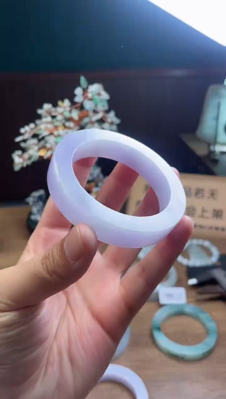 【闪购商品】定制翡翠手镯未镶嵌定制