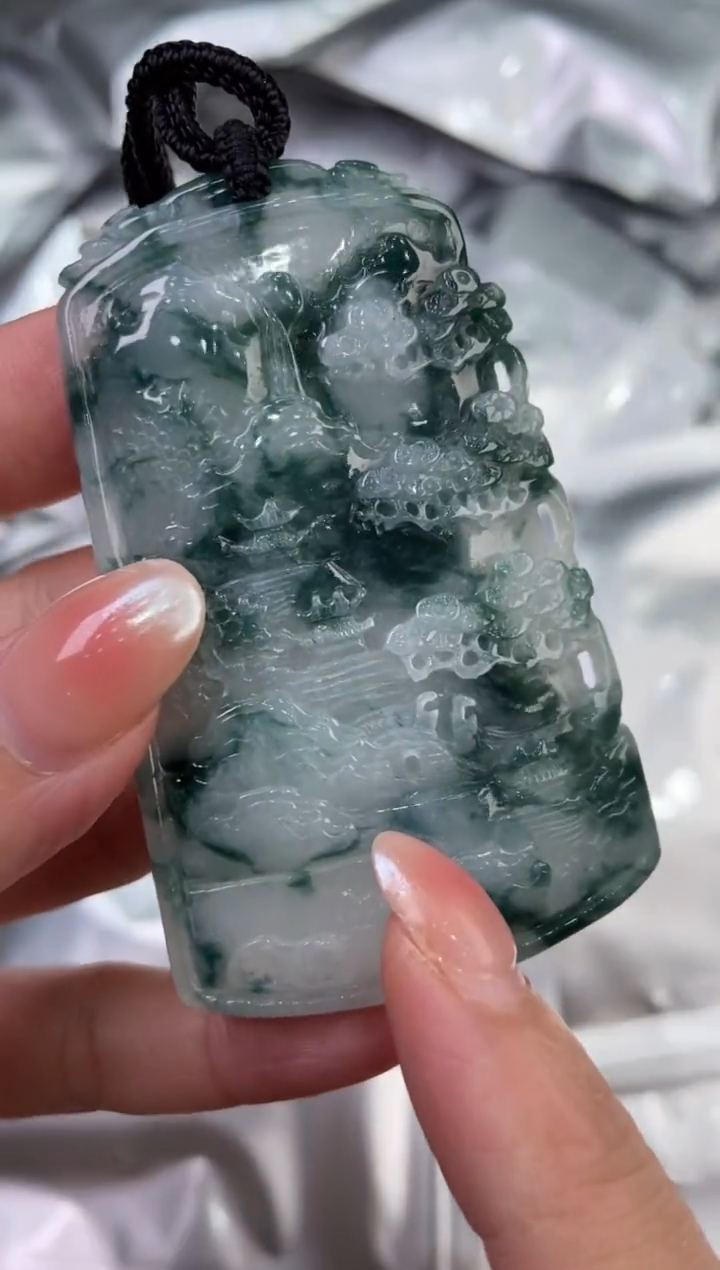 翡翠挂件未镶嵌293906/多样性一件发