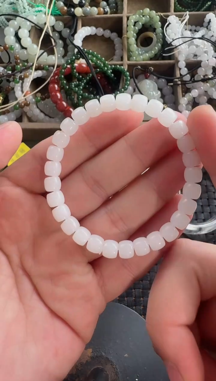 和田玉未镶嵌颈饰7*6白玉直切