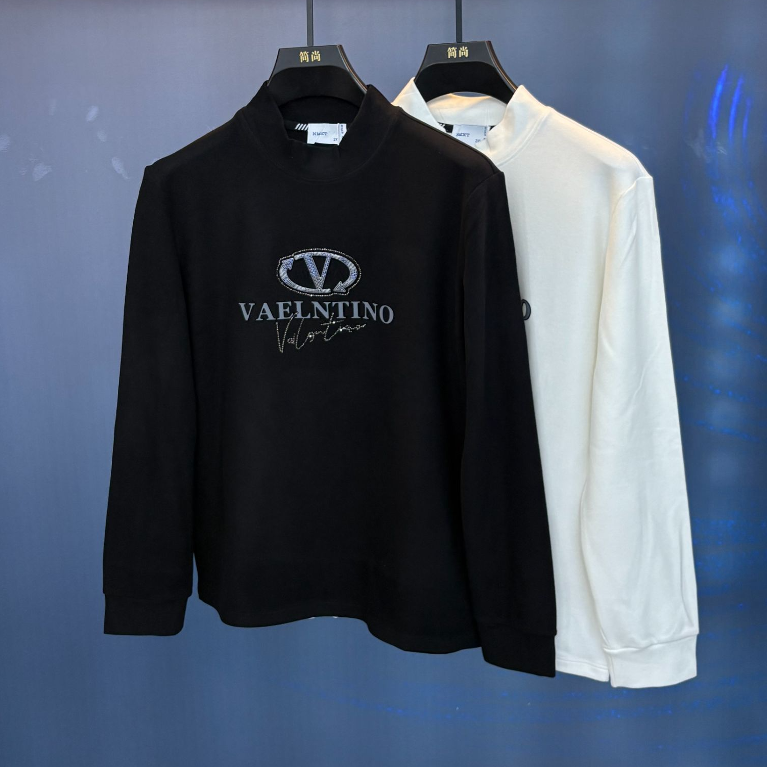 加绒针织冬新款个性字母胶条时尚潮牌青年圆领长袖加厚宽松打底衫