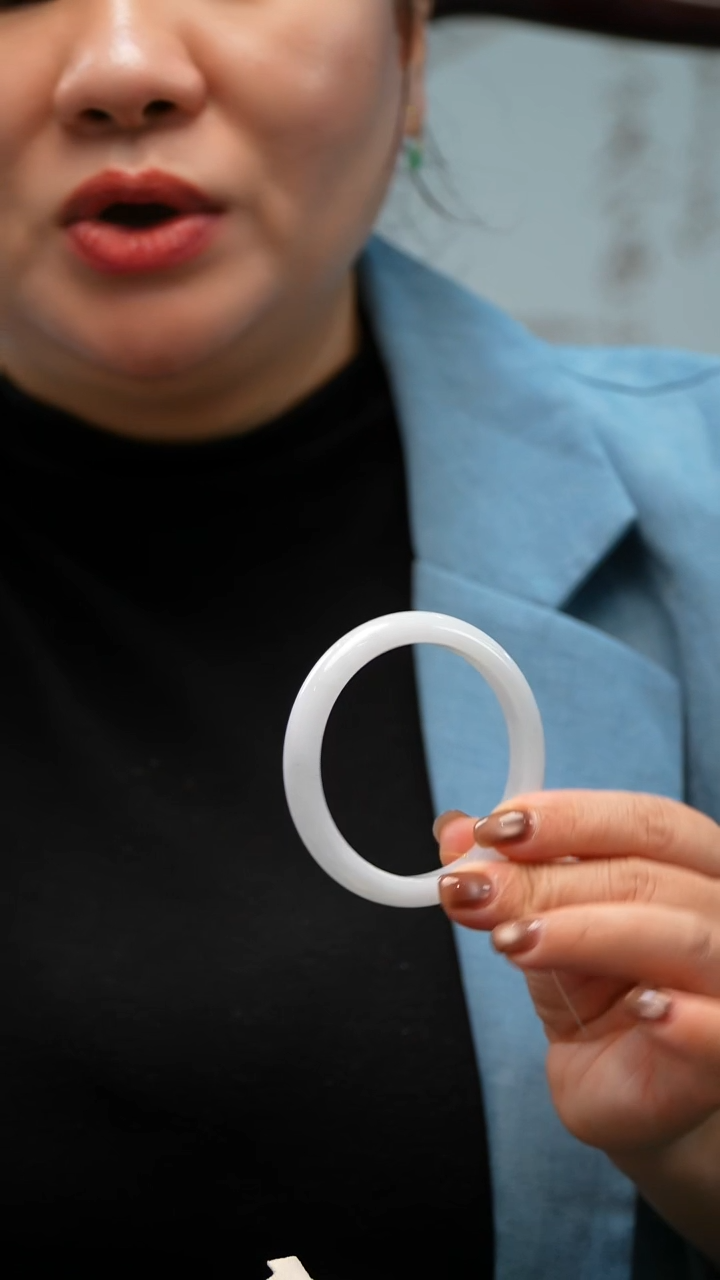 未镶嵌手镯翡翠77号