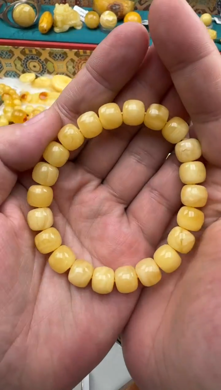 琥珀未镶嵌珠宝奇石HZ062