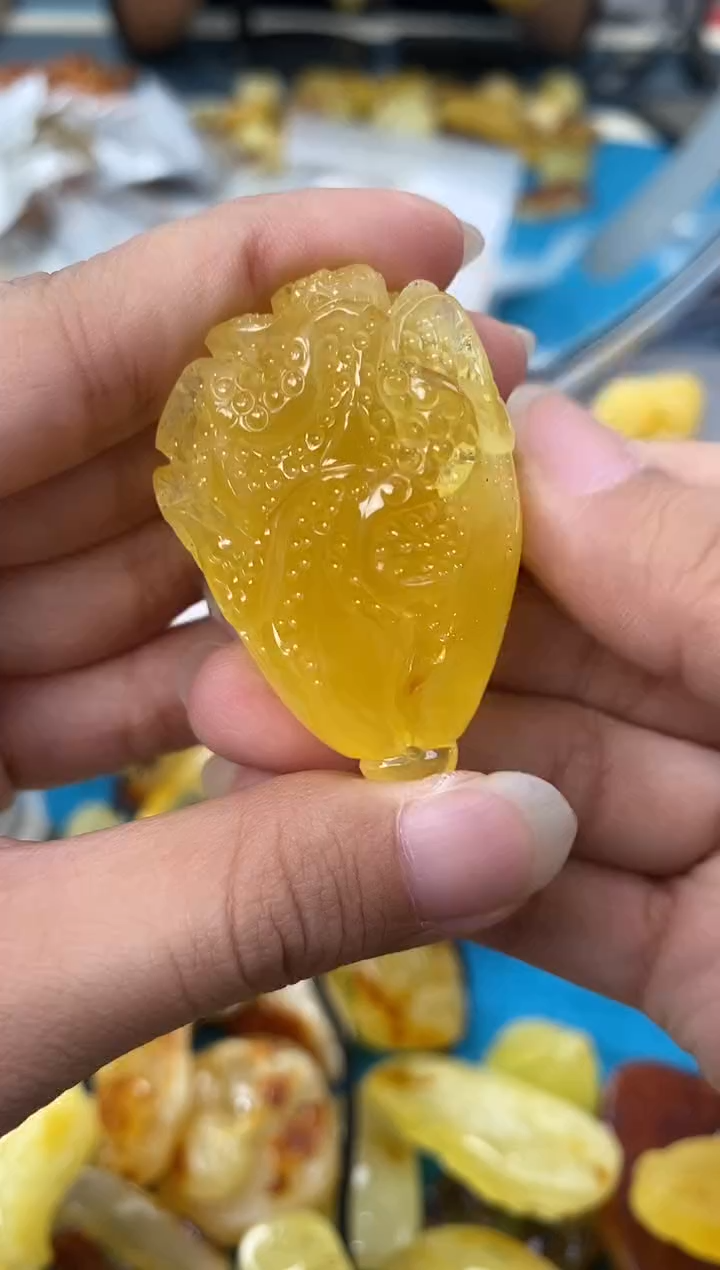 未镶嵌琥珀裸石天然琥珀蜜蜡