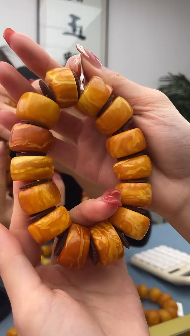 【闪购商品】琥珀珠宝奇石未镶嵌假一罚十，091.24