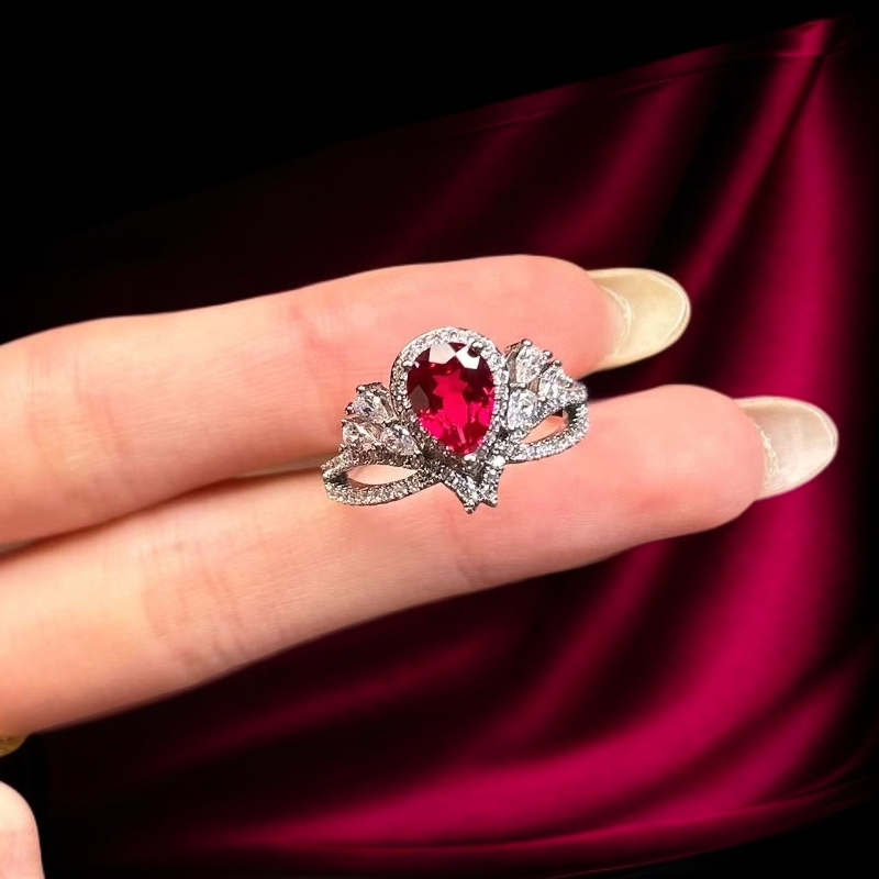 如懿高订186-轻奢培育3A红宝石精切合金戒指