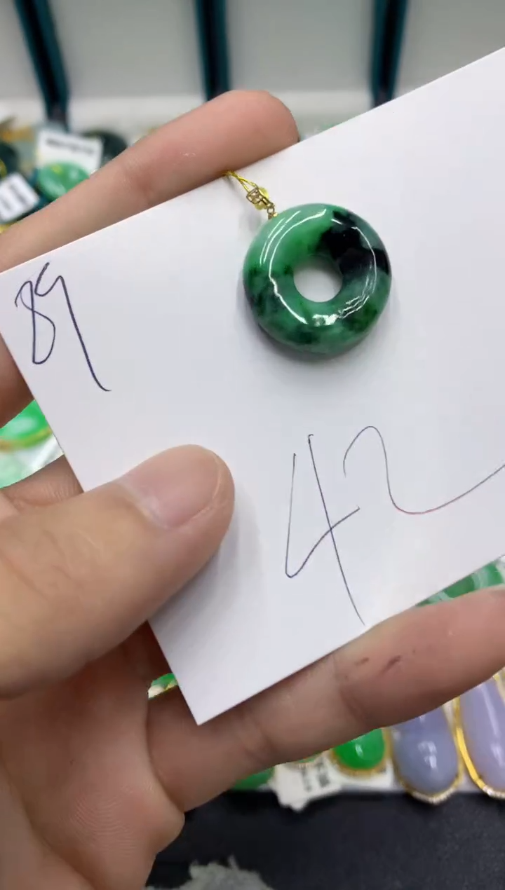 【闪购商品】翡翠颈饰18K金镶嵌翡翠