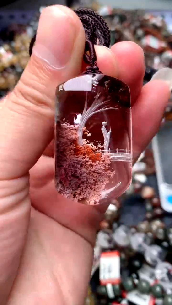 【闪购商品】水晶吊坠(赠链)未镶嵌99