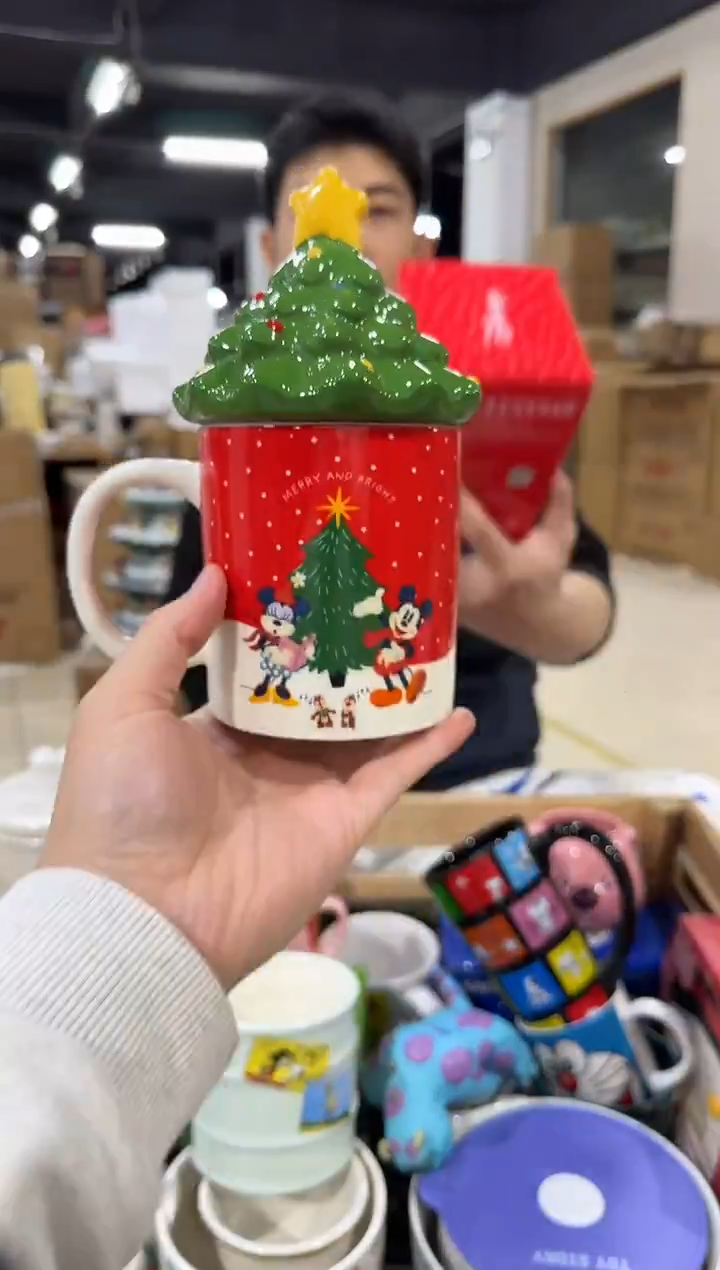 瓷片03款圣诞树米奇带盖杯