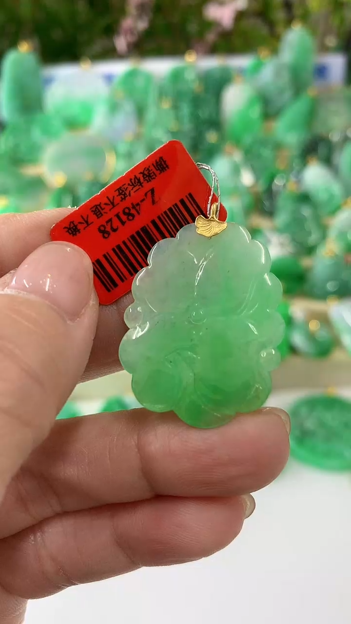 【闪购商品】翡翠吊坠(不含链)18K金镶嵌挂件