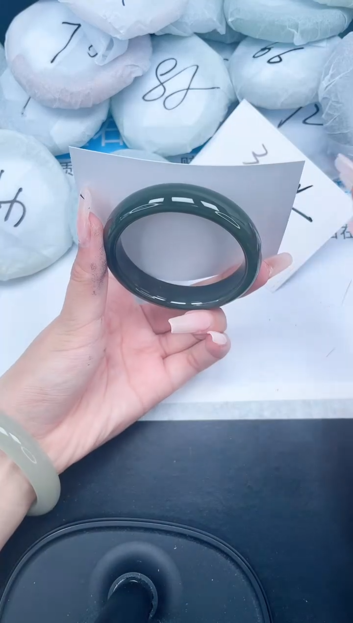 【闪购商品】和田玉（糖玉）手镯未镶嵌411-58