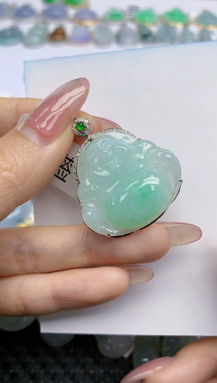 【闪购商品】翡翠挂件18K金镶嵌天然翡翠A货