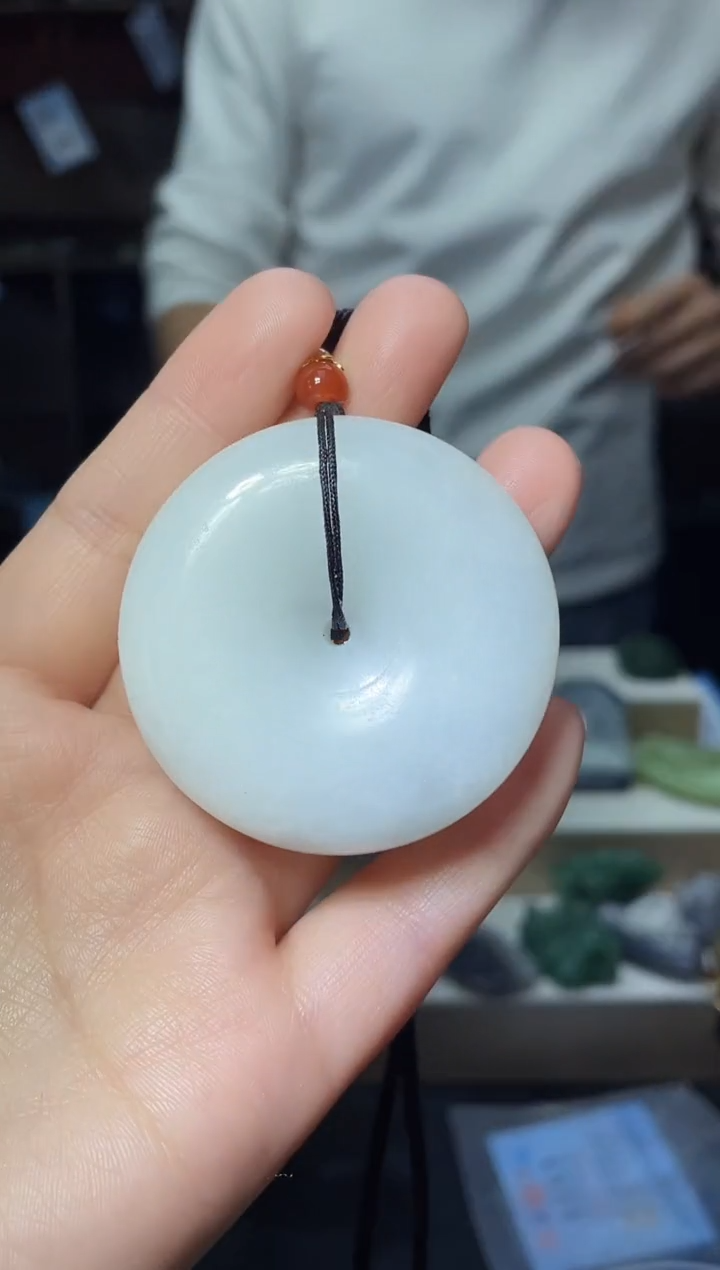 【闪购商品】和田玉颈饰未镶嵌1