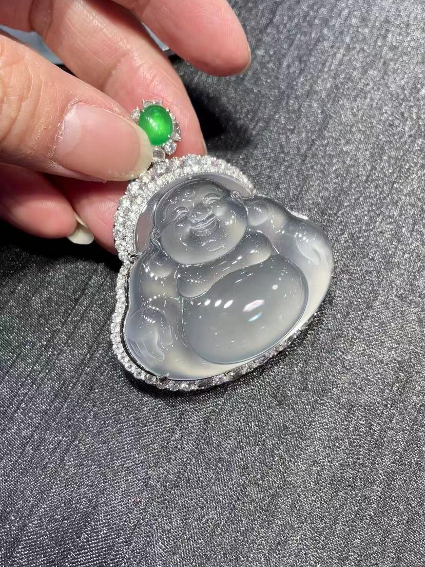 翡翠高冰佛公18K镶嵌