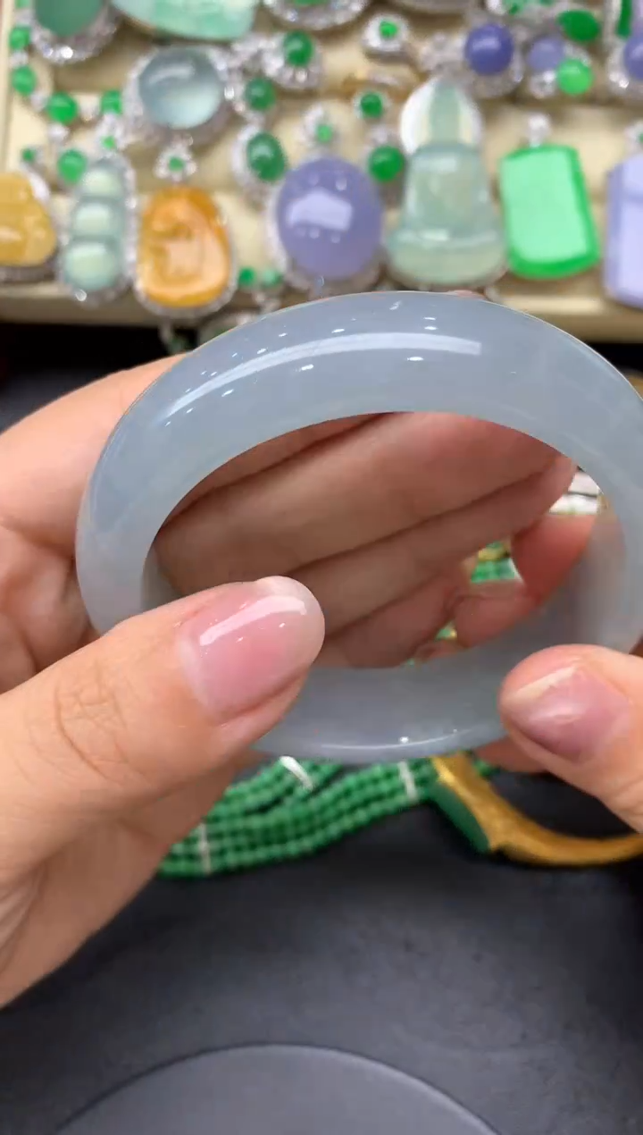 【闪购商品】翡翠手镯未镶嵌200中国好珍宝