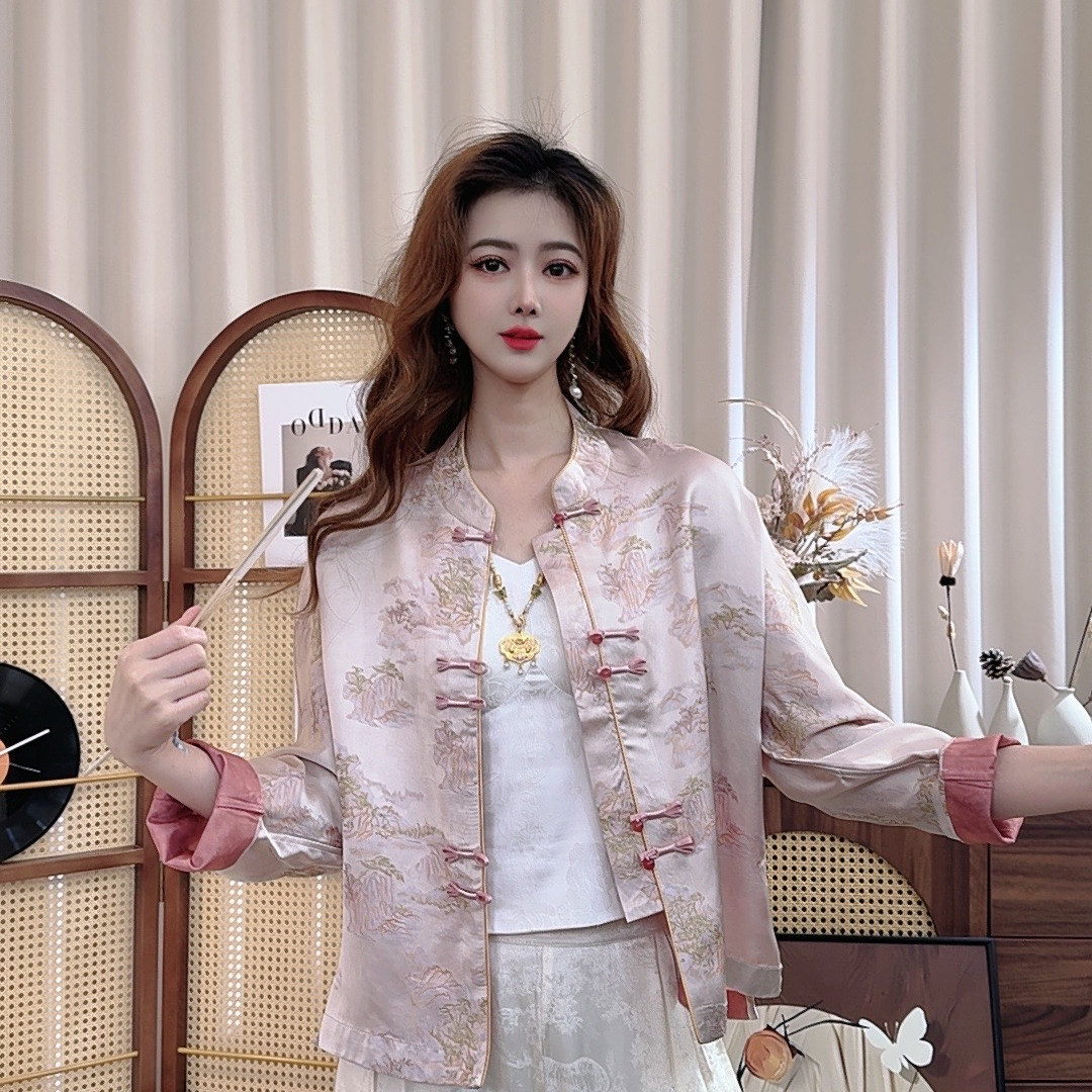 《云满山头》新款老料气质百搭上衣外套女