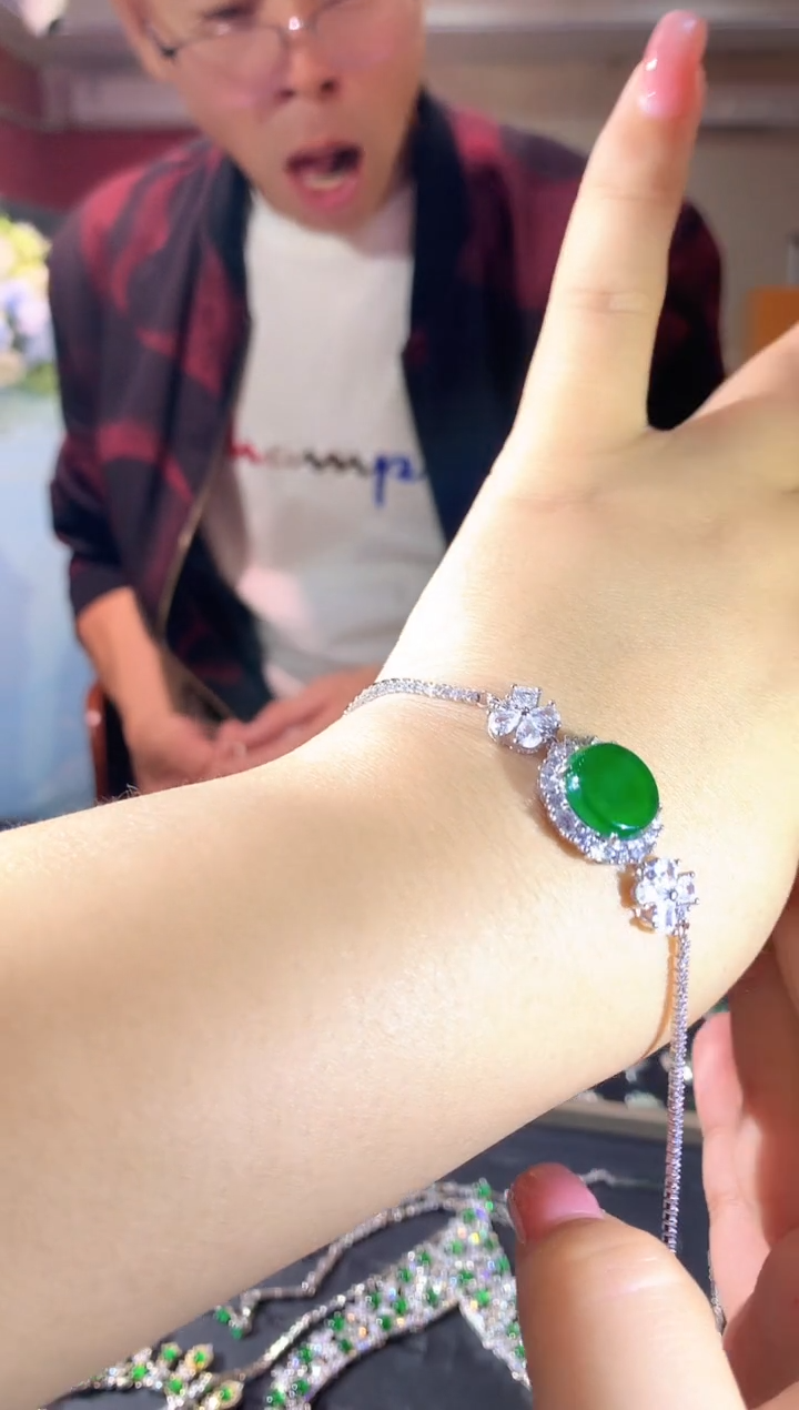 【闪购商品】银S925镶嵌翡翠手链121zgc时尚