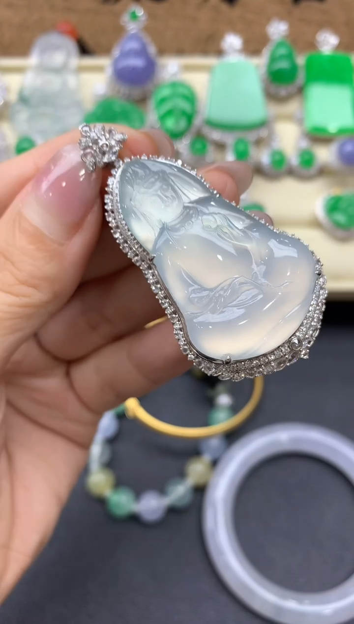 【闪购商品】翡翠颈饰18K金镶嵌530-中国好珍宝