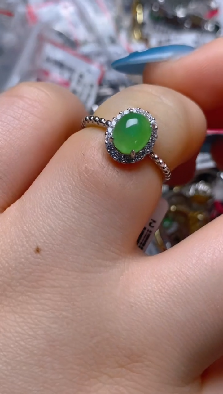 银S925镶嵌戒指翡翠百内无证书